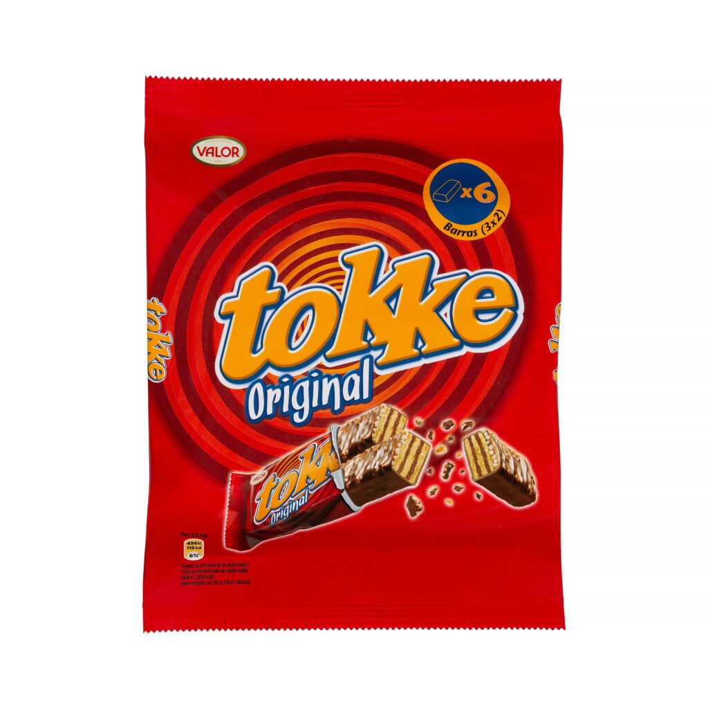 Barritas de barquillo Tokke original bañadas de chocolate con leche Valor