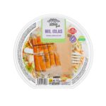 Ensalada mil islas compuesta por lechuga iceberg, escarola lisa, surimi, col blanca, zanahoria, maíz y salsa rosa, incluye tenedor Ensalada mil islas compuesta por lechuga iceberg