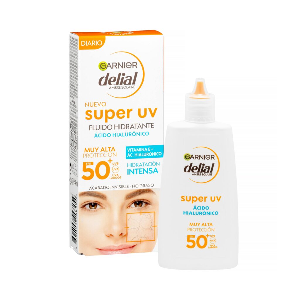 Fluido protección solar facial Delial FPS50+ super uv con vitamina E y ácido hialurónico Garnier