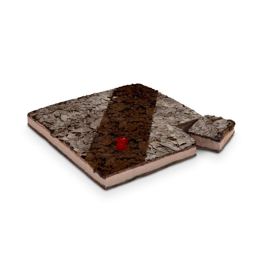 Tarta selva negra Hacendado congelada de trufa y crema de cacao